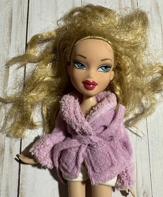 Vintage Bratz Fashion Doll Slumber Party Pink Bath Robe Bathrobe Outfit 2001 MGA