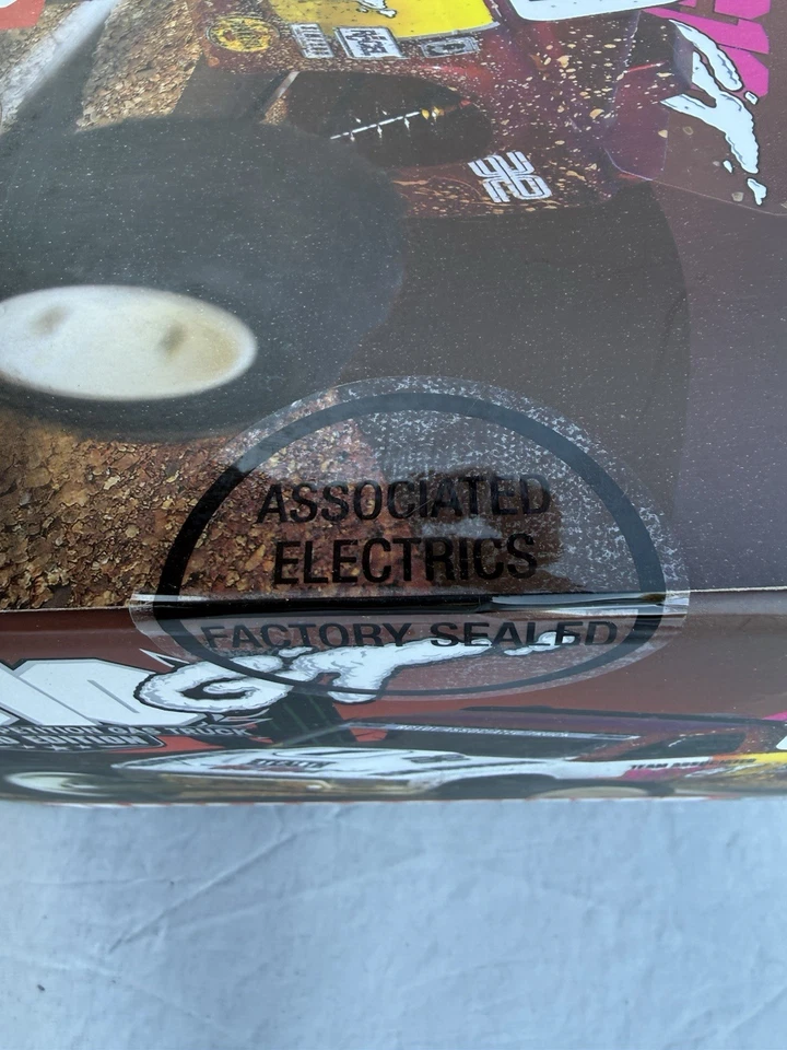 Camión de competición Associated 7066 Nitro RC10GT clásico escala 1/10 edición dorada Foto 3 de 4