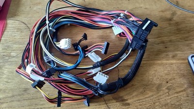 Kabelbaum für NETZTEIL DELL 0J556T 875W H875EF-00 ATX 24-PIN