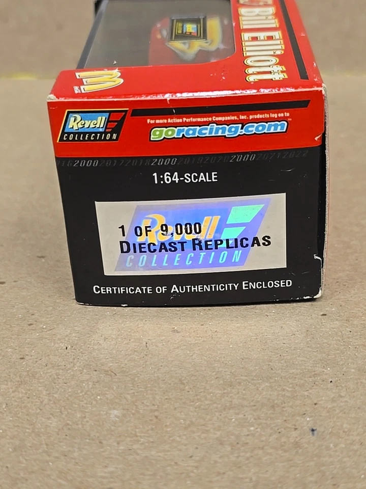 Revell Nascar 2000 Thunderbird #94 Bill Elliott McDonald's  - Image 3 of 4