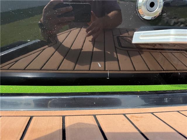 2015 Malibu Wakesetter 23 LSV  Black