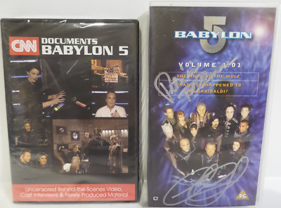 BABYLON 5: CNN DOKUMENTE BABYLON 5 DVD MADE IN 2016, SIGNED VIDEO, 2 SCHLÜSSELRINGE