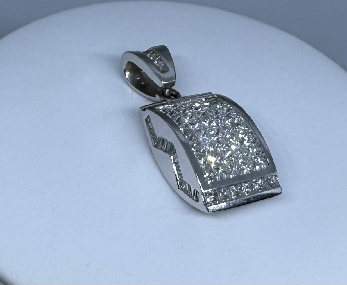 Rectangle Diamond Pendant  With Zigzag Design 18k… - image 1