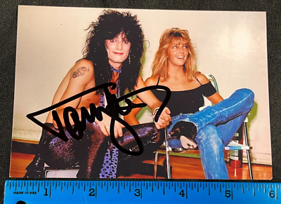 貴重❗️Motley Crue 97年サイン入り色紙 貴重❗️Motley Crue 97年