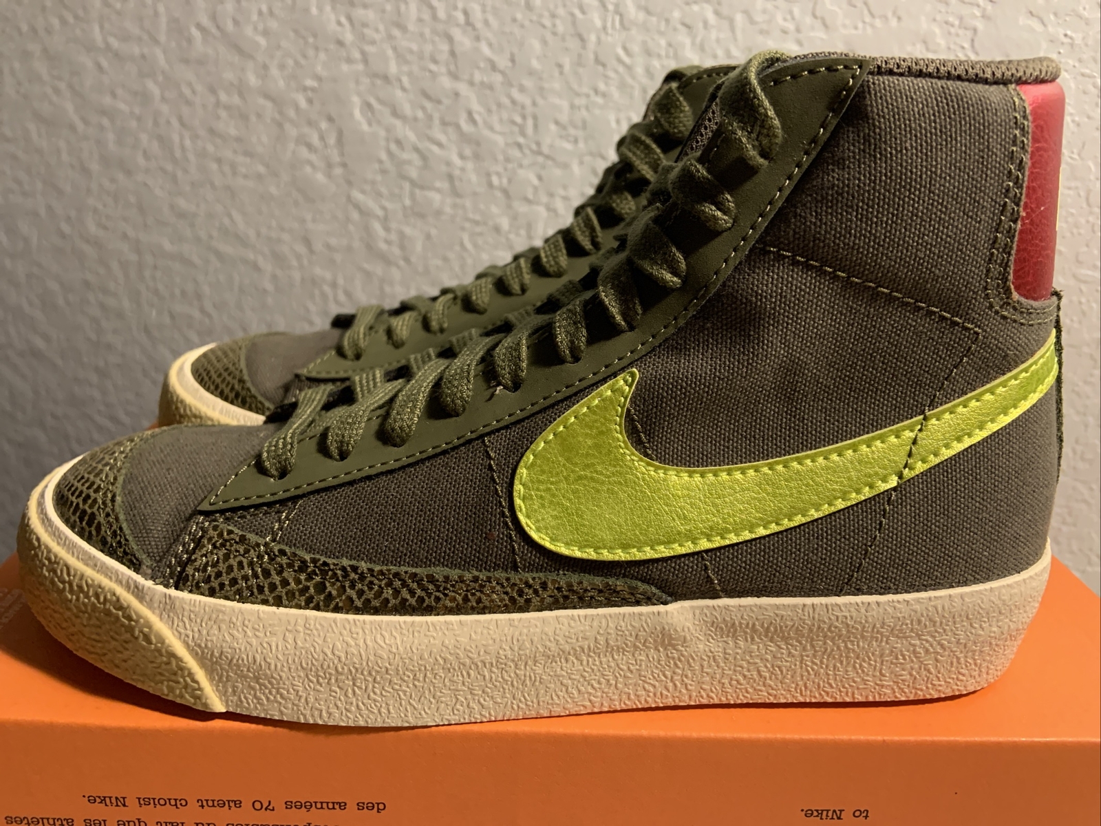 nike blazer snake