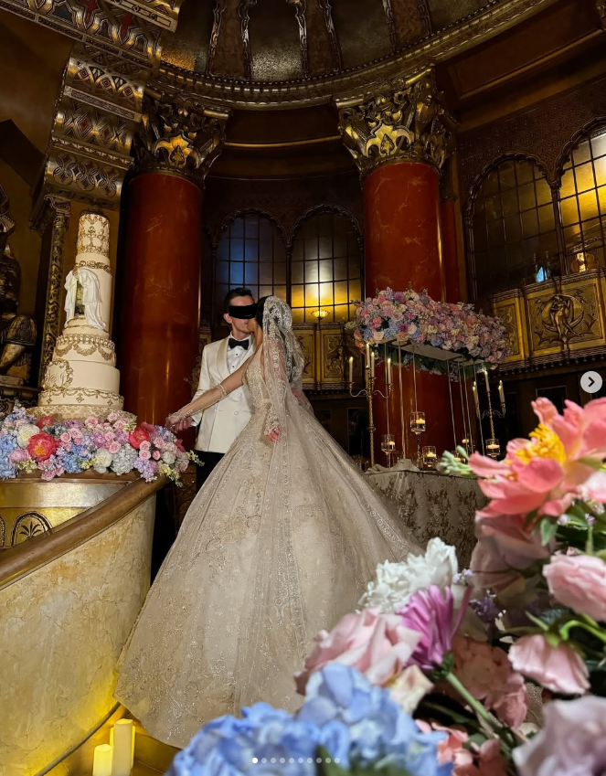 The Atelier Couture Collection Wedding Dress by JIMMY CHOO | eBay The Atelier Couture Collection Wedding Dress by JIMMY CHOO | eBay