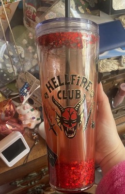 Stranger Things Hellfire Club 24oz Tumbler Plastic Cold Cup  with mini dice