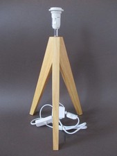A Wooden Three-Legged Tripod Lamp Light ~ Modern Home Good Working Order.