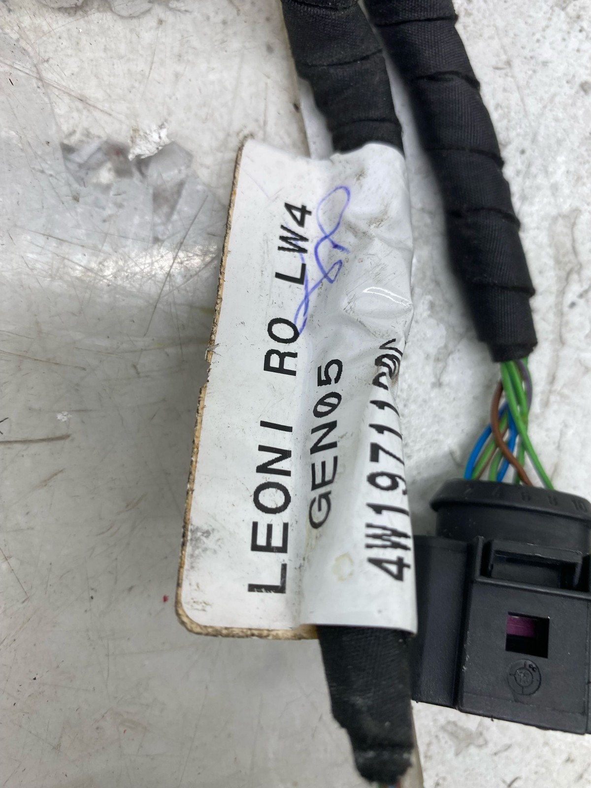 2013-2019 BENTLEY FLYING SPUR OEM FRONT RIGHT DOOR WIRING HARNESS 4W1971121C