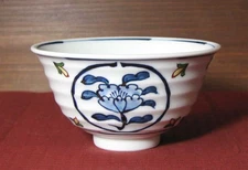 [Arita Ware] [Gen-emon Kiln] Dyed Nishiki Peony Round Patterned Rice Bowl