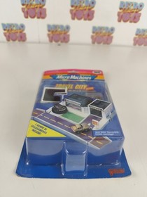 TRAVEL CITY DELUXE SHOW ROOM MICROMACHINES MICRO MACHINES GIG GALOOB MOC
