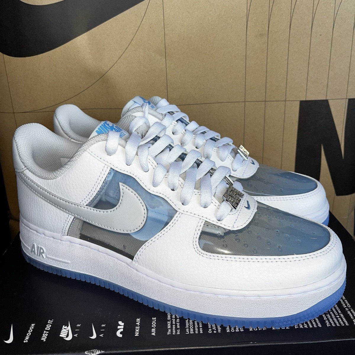 NEW Nike Air Force 1 Retro Low QS Invisible Woman 2.0 NBY  display picture 1