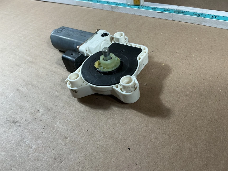 Motor ventana trasera derecha mercedes-benz e500 w211 2003-2009 a2118202442 fabricante de equipos originales Foto 3 de 4