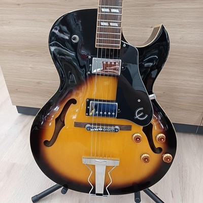 EPIPHONE ES-175 VS Used Maple body Mahogany neck Rosewood fingerboard w/Hardcase