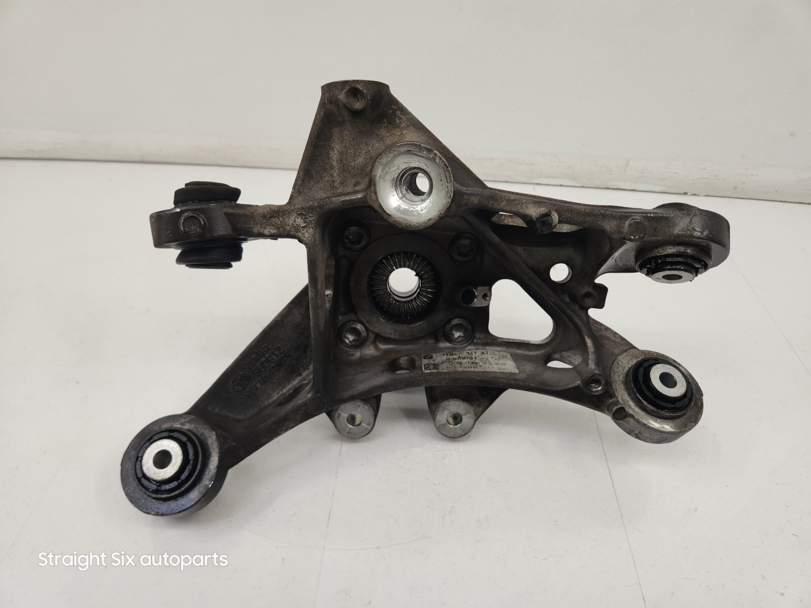 ✅ 14-20 OEM BMW i8 I12 I15 Rear Left Hub Spindle Knuckle Wheel Bearing Carrier