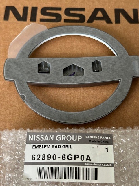 NEW OEM NISSAN Z 2022-2024 Emblem Radiator Grille 62890-6GP0A | eBay