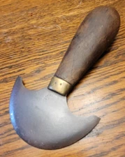 Vintage Leather Work Hand Cutting Tool C S Osborne WM Dodd Co. Newark N J  6"