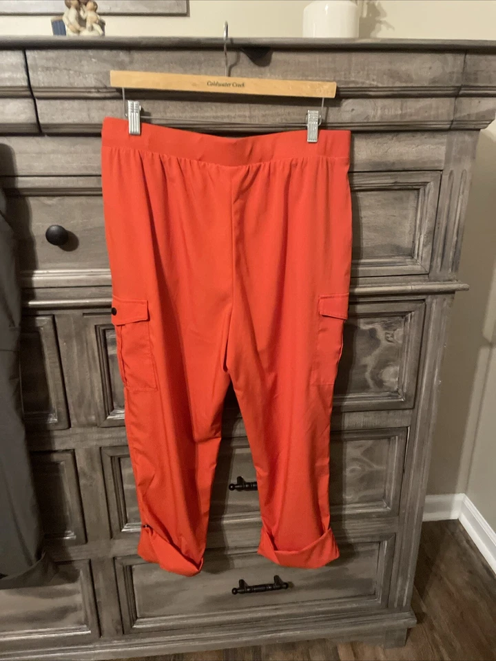 Lularoe Sawyer Utility Carbo Pants Retail $60 - Image 4 of 4