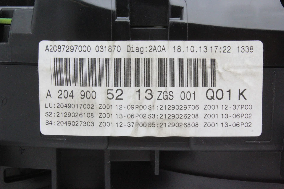 14 15 Medidores de cuadro de instrumentos de cabezal velocímetro Mercedes-Benz C250 C350 14.572 Foto 4 de 4
