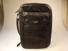 Peterson’s Dublin Pipes Leather P & T Combo Large Bag 5 Pipes Tin Holder & Pouch