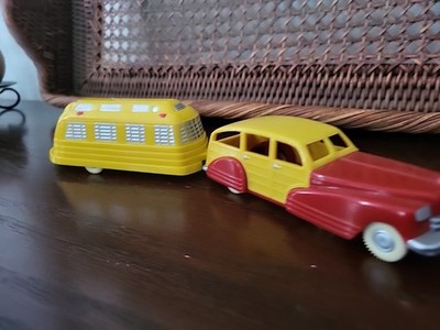 Dimestore Dreams Deluxe Plastic 1/43 Station Wagon and House Trailer
