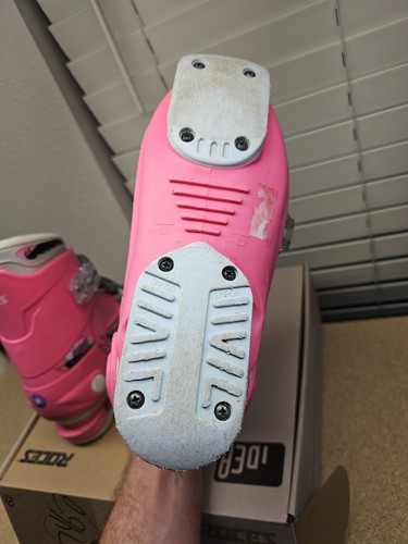 Roces Idea Up Adjustable Kids Ski Boots White Light PINK Size 13Jr - 3 - Picture 10 of 12