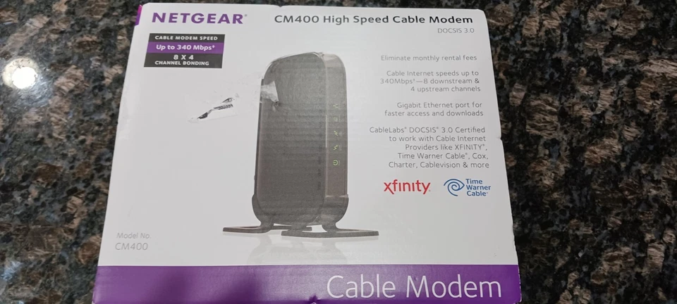 NETGEAR Cable Modem CM400 Compatible with Most Cable Providers Foto 4 de 4