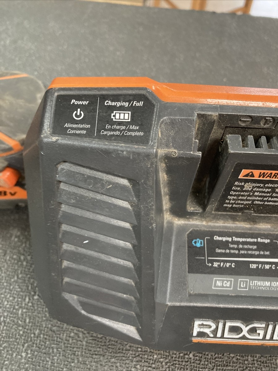 Ridgid R840095 18V Gen5X Charger And R8611503 And R86035 Drills W