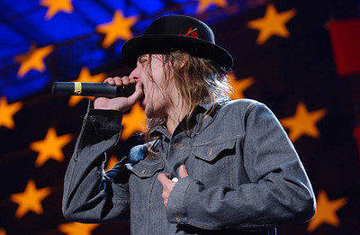Kid Rock at Ramstein Air Base in Germany Saturday Dec 8 for United- Old Photo 36