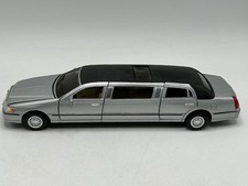 KINSMART 1999 LINCOLN TOWN CAR STRETCH LIMOUSINE - SILVER GREY - 6.75? LONG