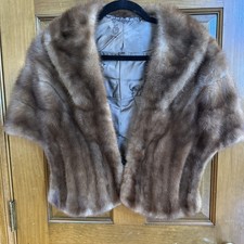 Vtg Brown Mink Stole Satin Lining One Size, Wide Collar, 2 Pockets. Gorgeous