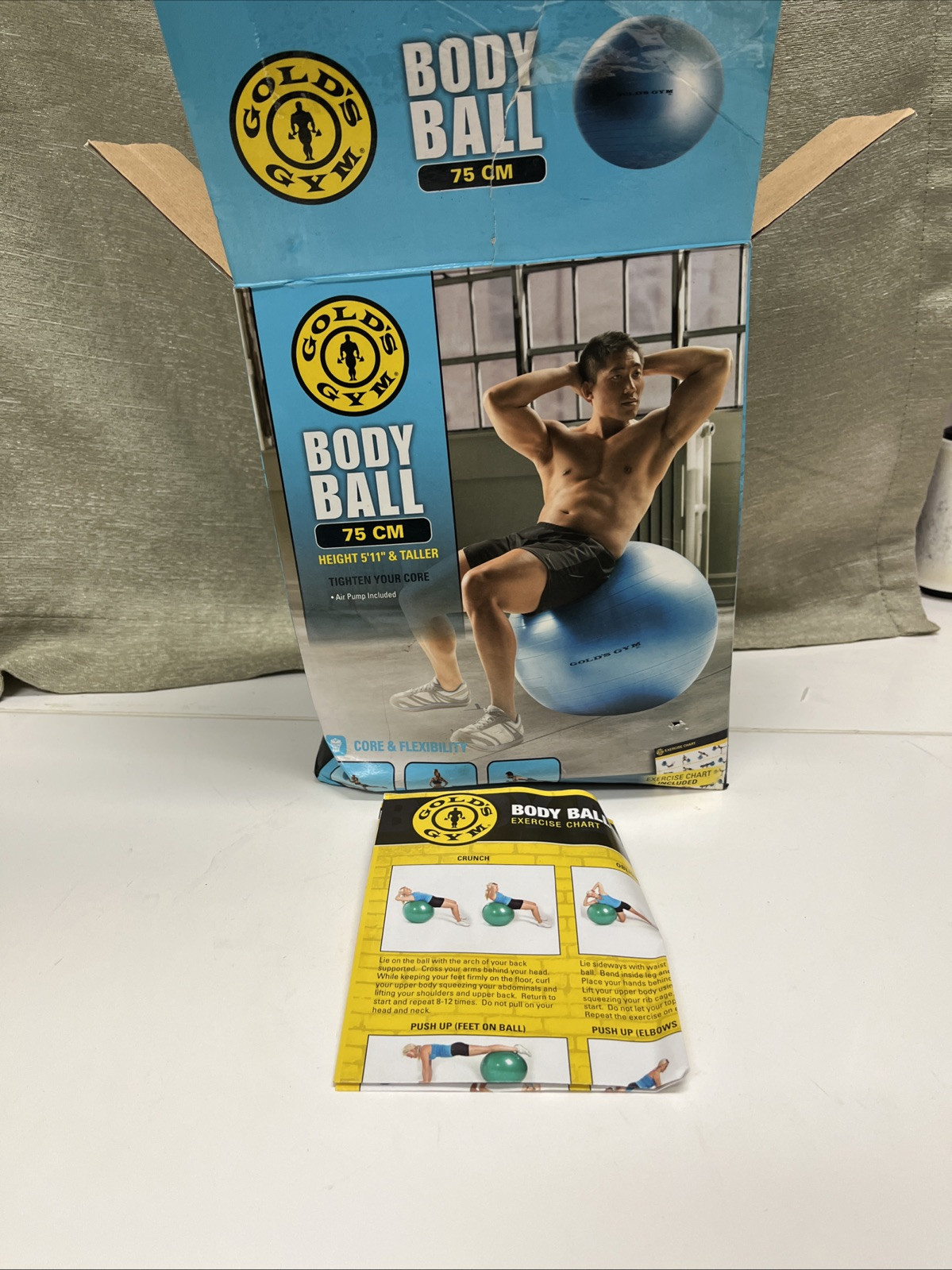 Gold&rsquo;s Gym Body Ball Exercise Work Out Ball 75 cm & Exercise Chart NIB