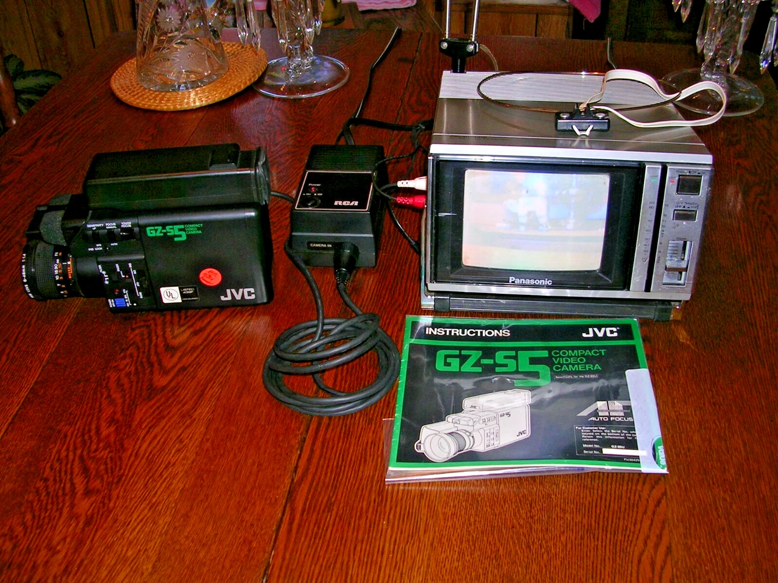 1981 JVC COLOR VIDEO CAMERA & PANASONIC TV MONITOR SET ORIG OWNER NICE!