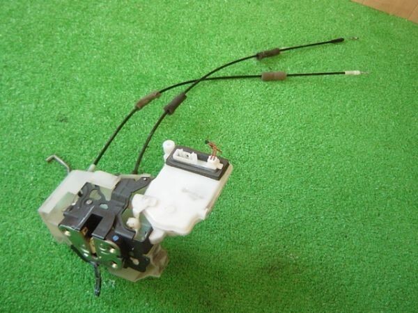 MAZDA MPV LY3P Genuine Door Latch Lock Actuator Front LH L206-58