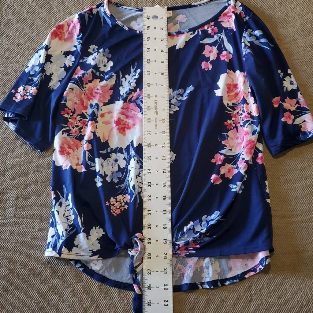 Haut manches courtes à volants motif tropical Femme ONLY à prix