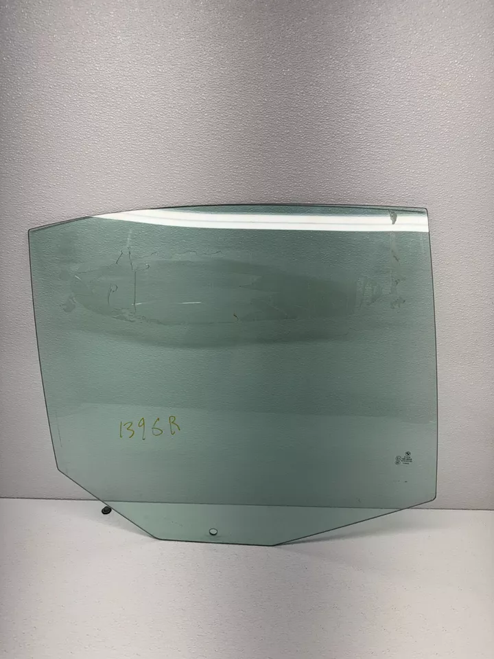 2004-2010 BMW E60 530i 525i 545i 535i 550i 528i заднее правое стекло для окна двери изготовитель оборудования - Изображение 4 из 4