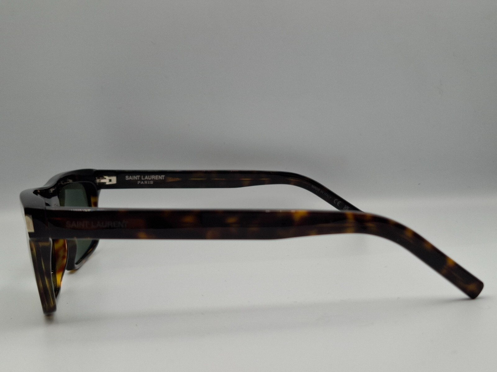 Saint Laurent SL 246 002 Occhiali da sole stretti unisex audaci NUOVI