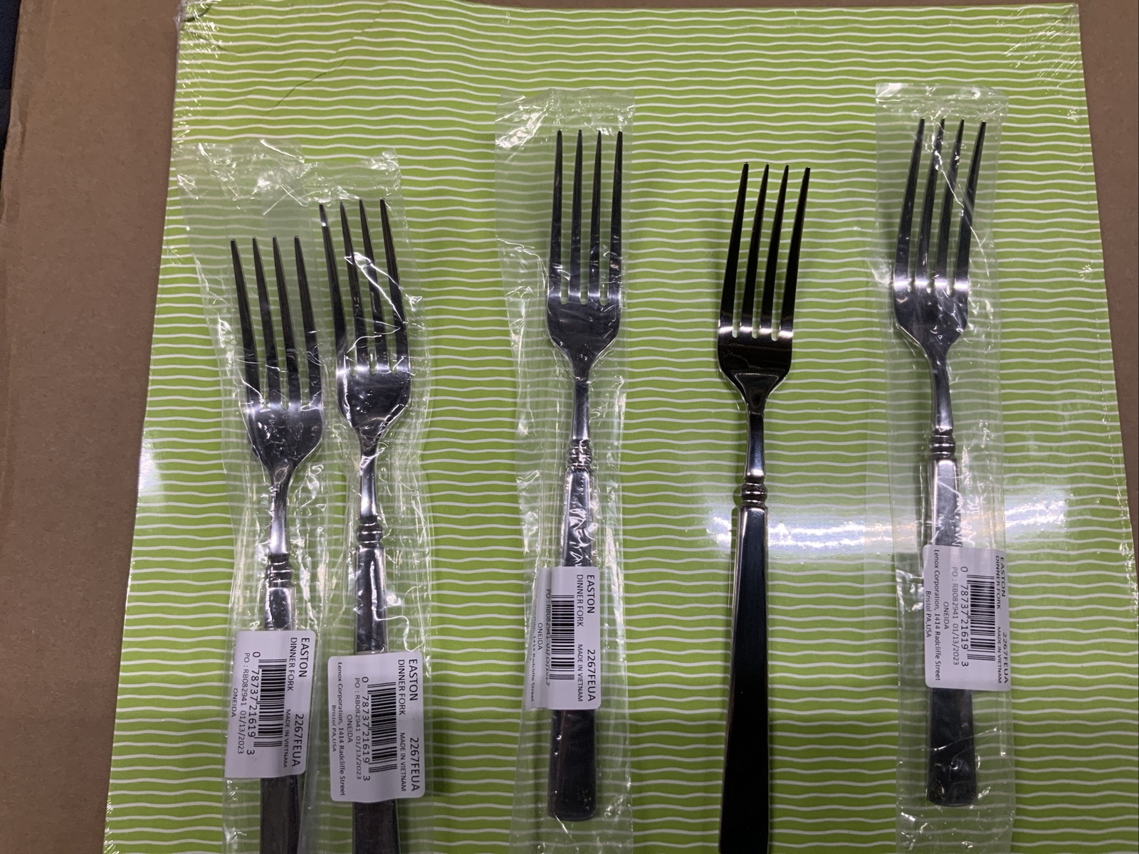 Oneida Easton 18/10 Stainless Steel Dinner Fork (Set of Five) eBay