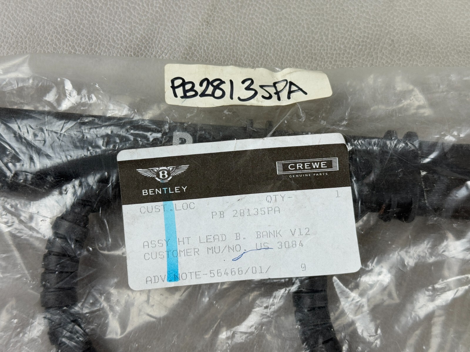 NEW! BENTLEY ARNAGE ROLLS-ROYCE SERAPH HIGH TENSION HT LEAD SET BANK B V12 OEM