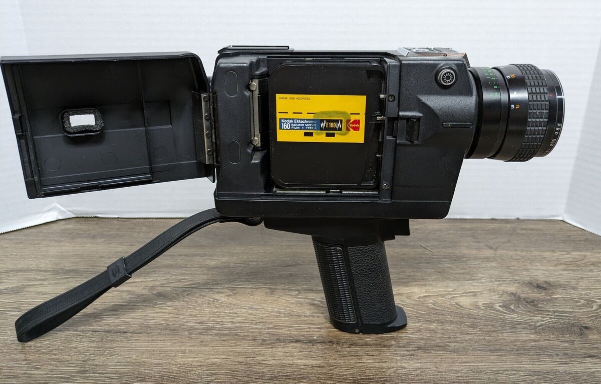 Vintage Sankyo Sound XL-600S Super 8 Sound Movie Camera 7.5 Vintage Sankyo Sound XL-600S Super 8 Sound Movie Camera 7.5