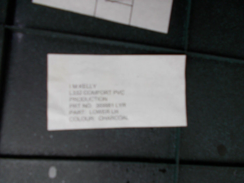 Asiento trasero inferior izquierdo delantero HBR500070LYR se adapta; Land Rover Range Rover 2002-2009 Foto 4 de 4