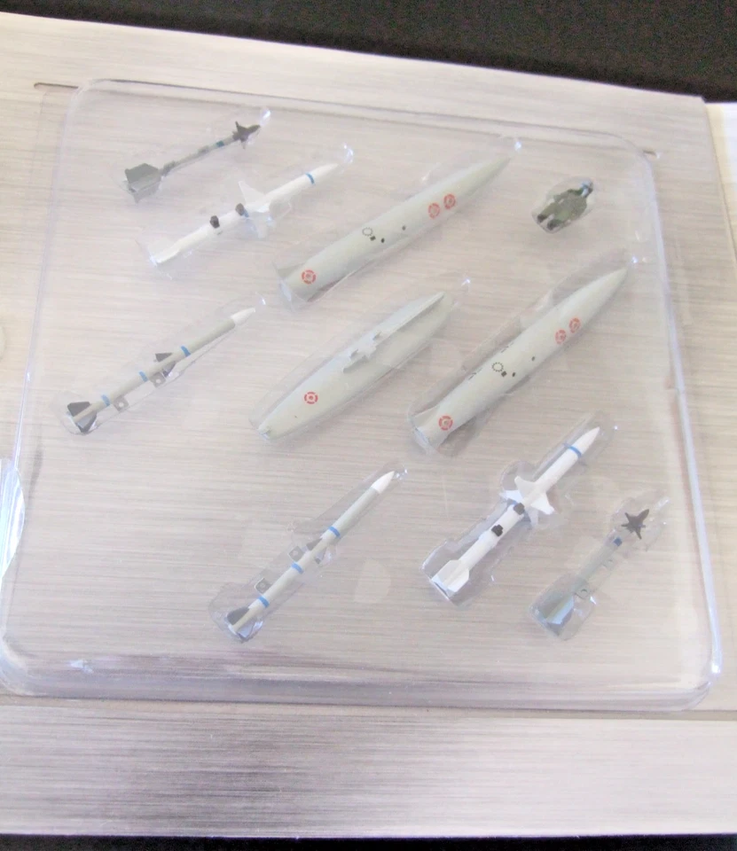 ALAS DE DRAGÓN WARBIRDS F-16C HALCÓN DE COMBATE 113º FW GUARDIA NACIONAL AÉREA 50033 Foto 3 de 4