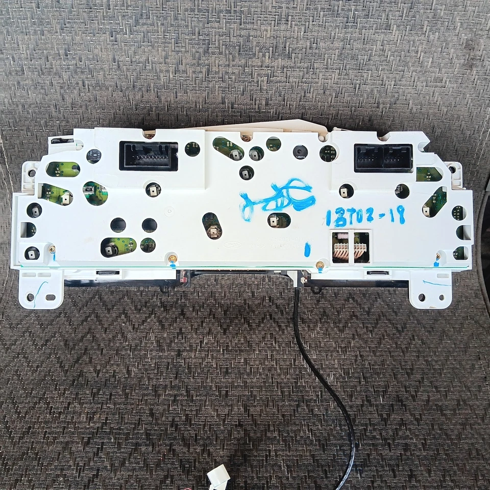 Ford F250 F350 Super Duty 2002-2003 velocímetro velocímetro gasolina AT OEM Foto 3 de 4