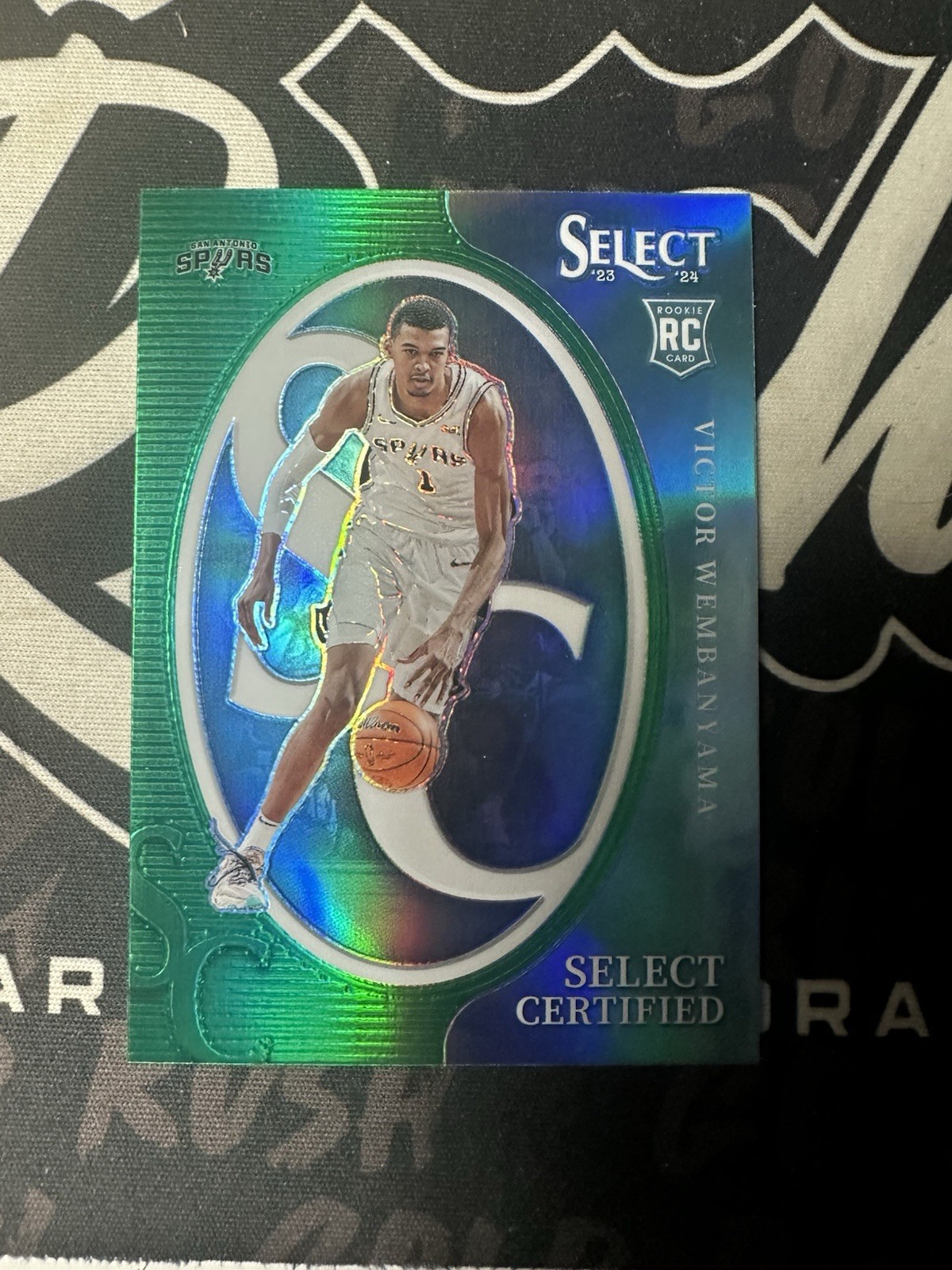 2023-24 Panini Select - Select Certified Victor Wembanyama #3 Green Prizm (RC)