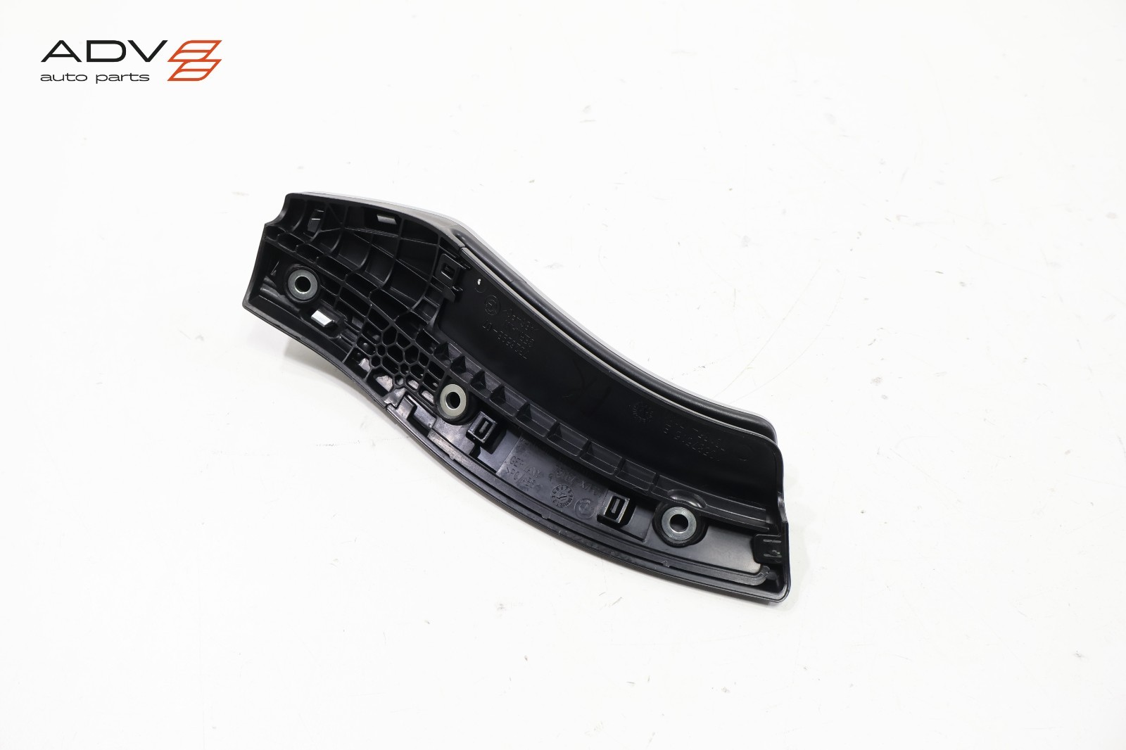 2014 - 2020 BMW i8 I12 COUPE RIGHT PASSENGER SIDE SEAT BELT GUIDE COVER TRIM OEM
