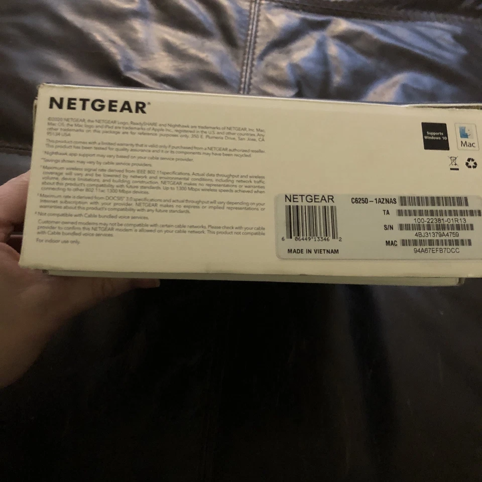 NETGEAR AC1600 Wifi Cable Modem Router C6250 - Black (C6250-100NAS) - Image 3 of 4