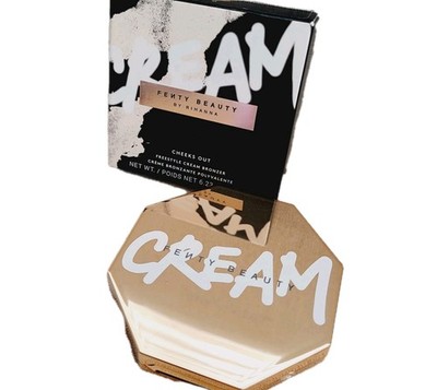 Fenty Beauty by Rihanna Cheeks Out Freestyle BUTTA BUSCUIT 02 Cream Bronzer 