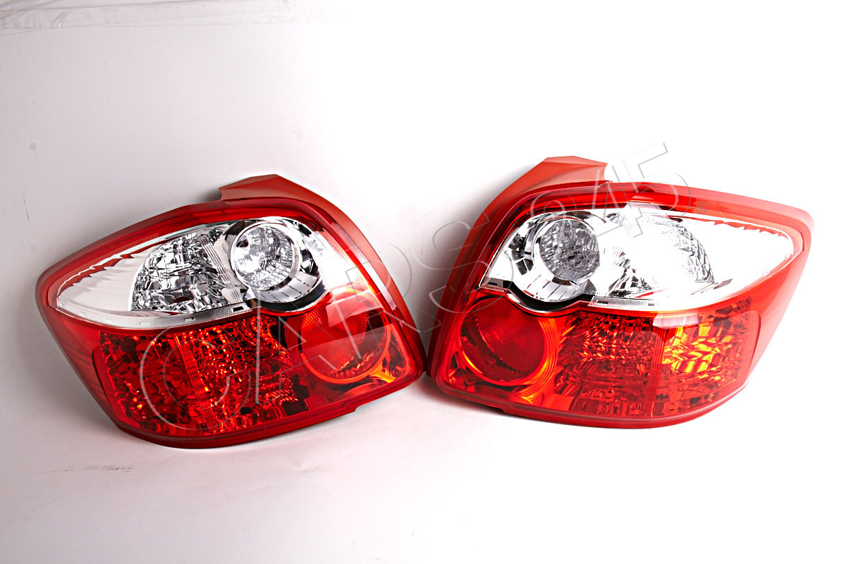 Crystal Clear Tail Lights Rear Lamps PAIR Fits Toyota Auris 20102012