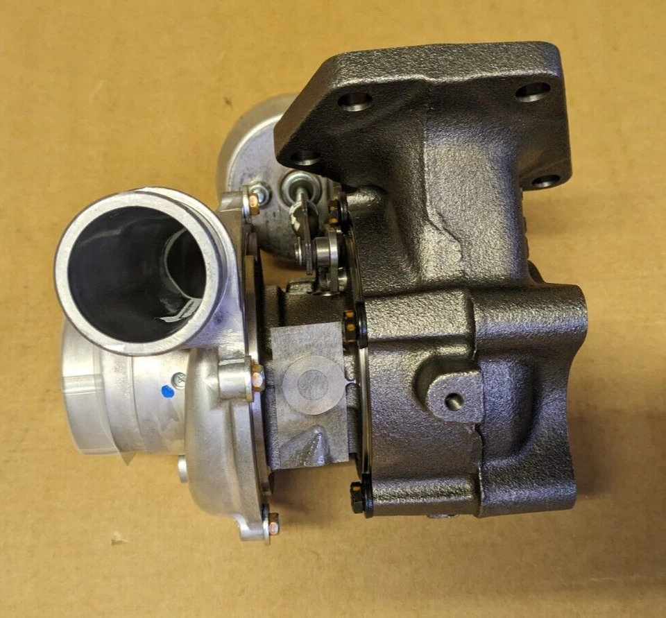 Turbolader 2.0 Mazda 3 (BK) 5 (CR19) 6 (GG, GY, GH) MPV II (LW) RF7J-13-700E - Bild 2 von 4