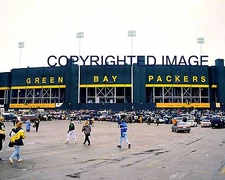 Lambeau Field home of the Green Bay Packers 1957- present Color 8x10 A